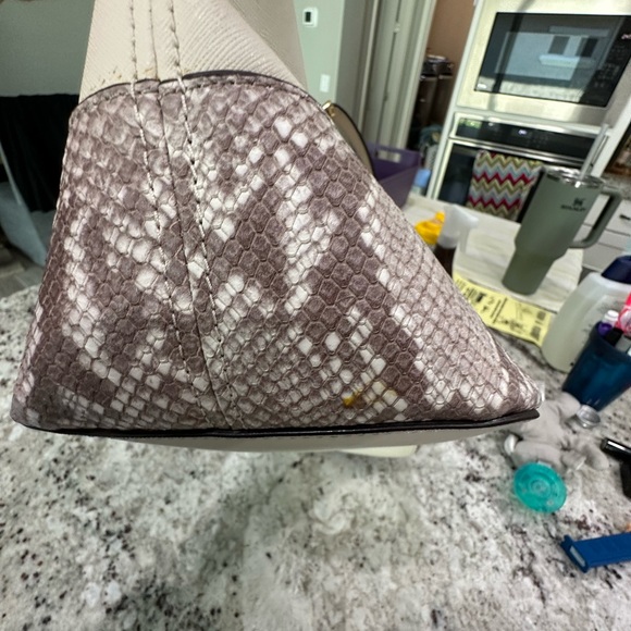 Michael Kors purse - Picture 7 of 8